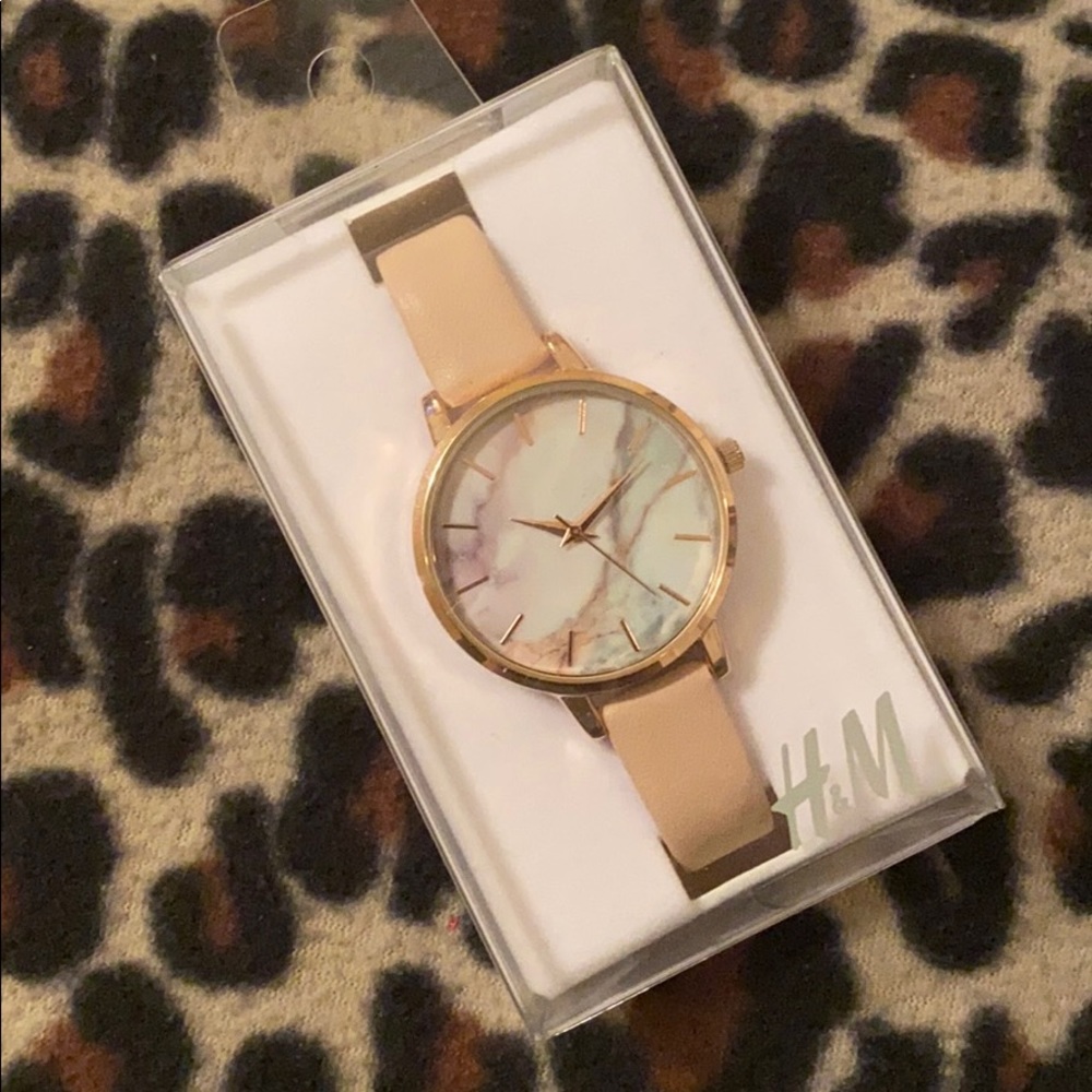 Watch - Picture 1 of 2